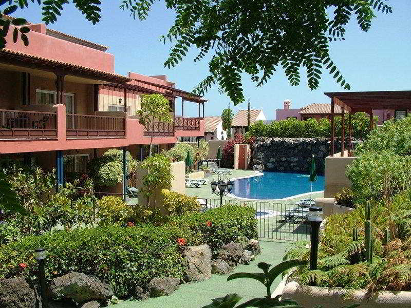 El Cerrito Apartamentos