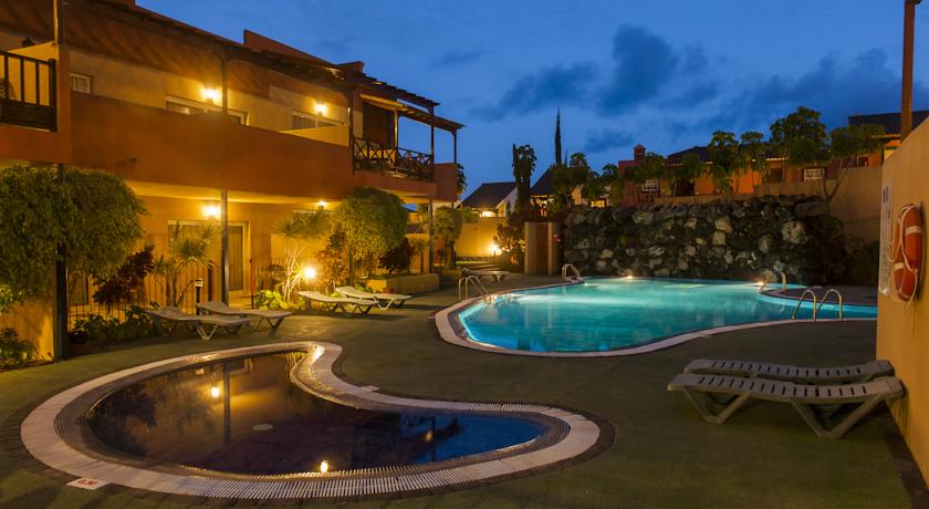 El Cerrito Apartamentos