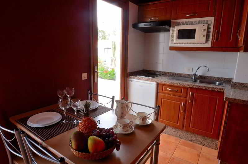 Los Rosales Apartamentos