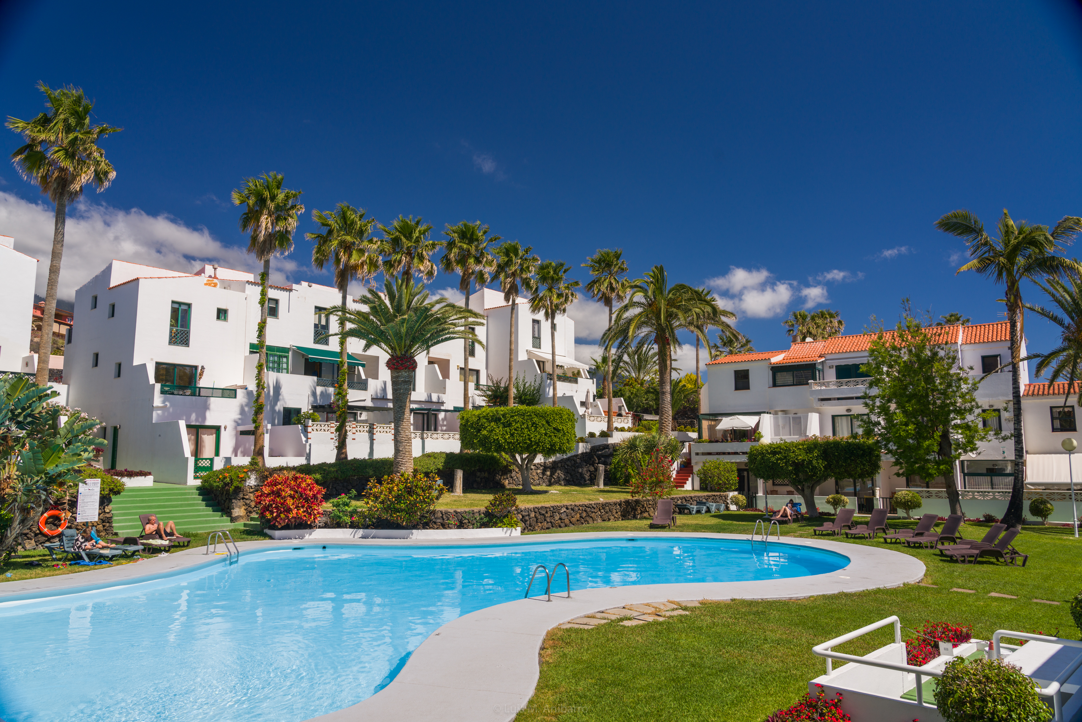 Los Rosales Apartamentos