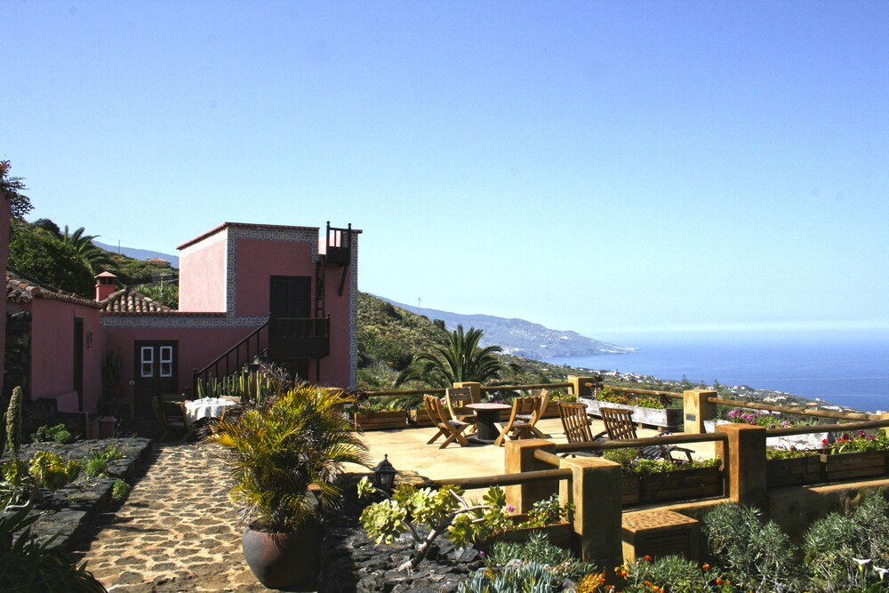 Casa Rural Celeste by Isla Bonita