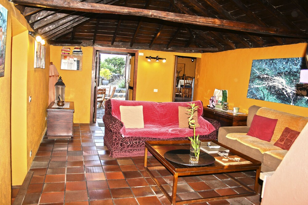 Casa Rural Celeste by Isla Bonita