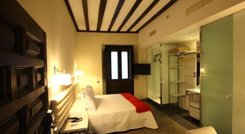 Evenia Alcalá Boutique