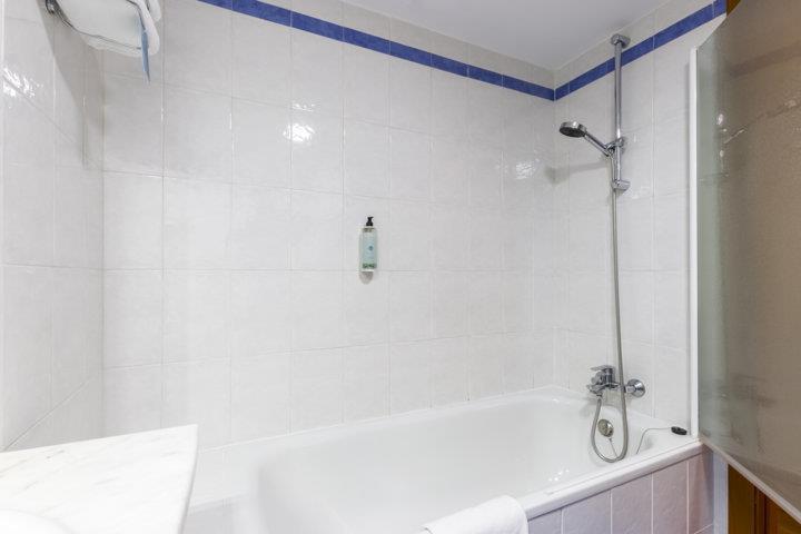 Travelodge Madrid Alcala de Henares