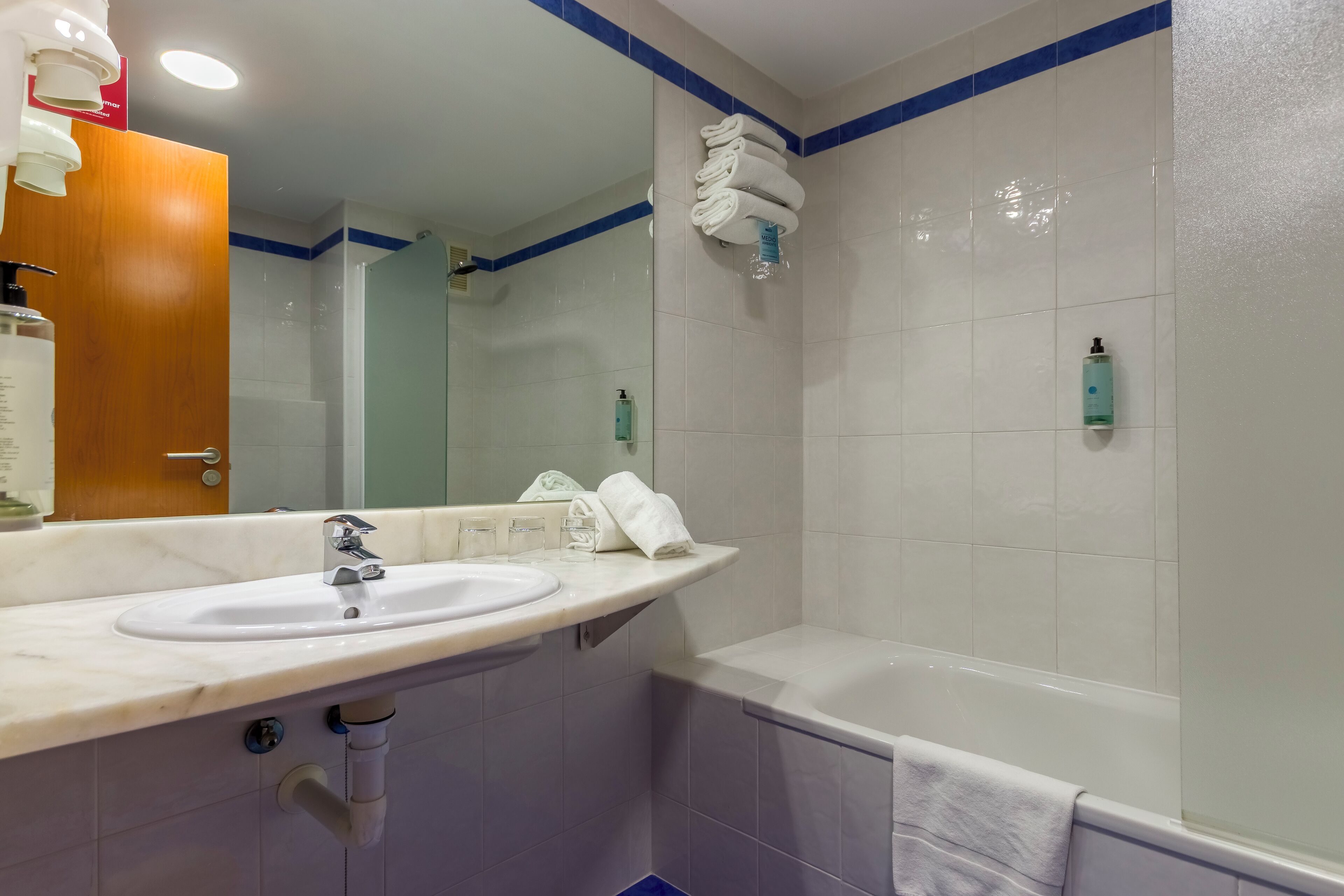 Travelodge Madrid Alcala de Henares