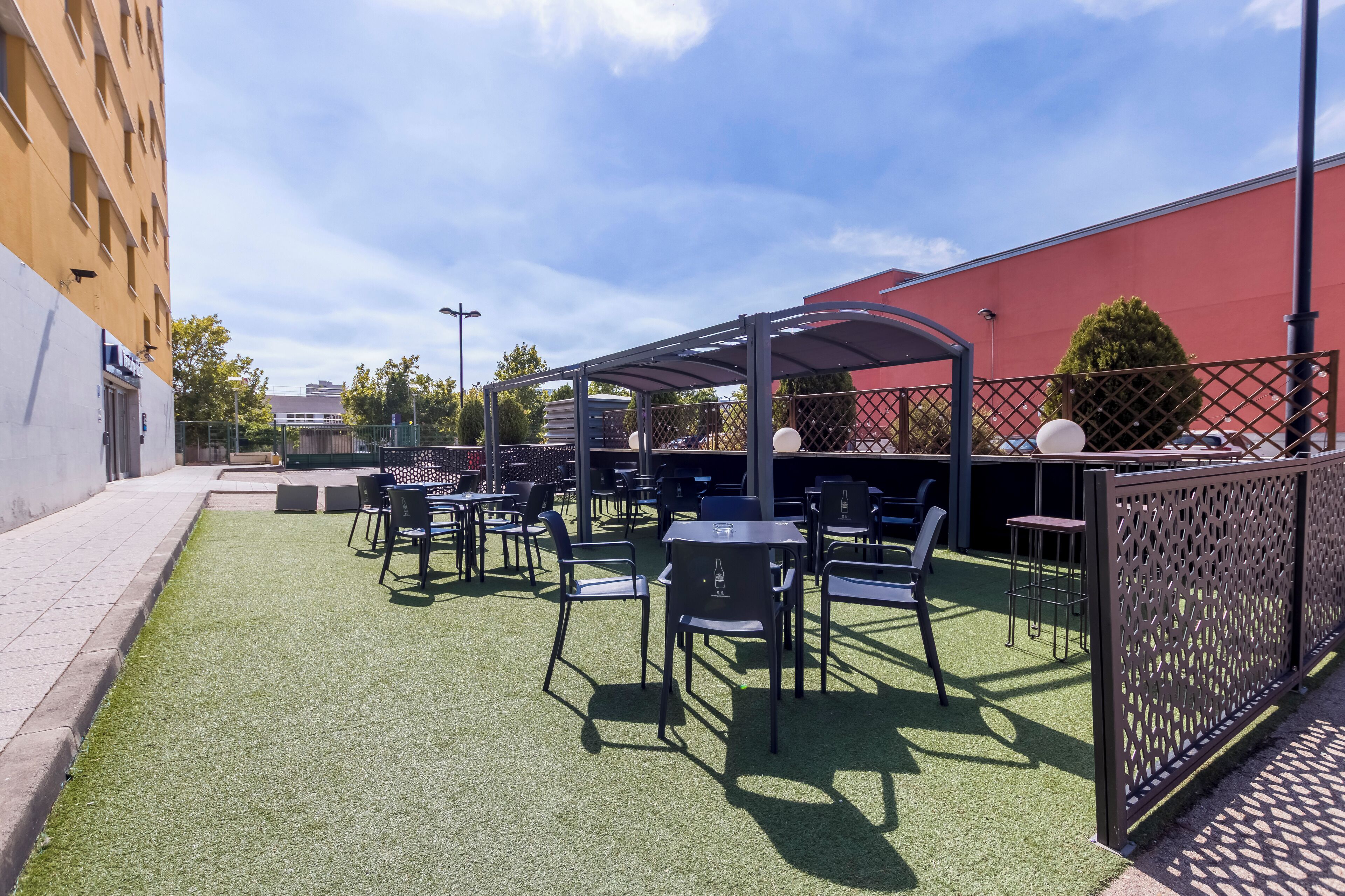 Travelodge Madrid Alcala de Henares