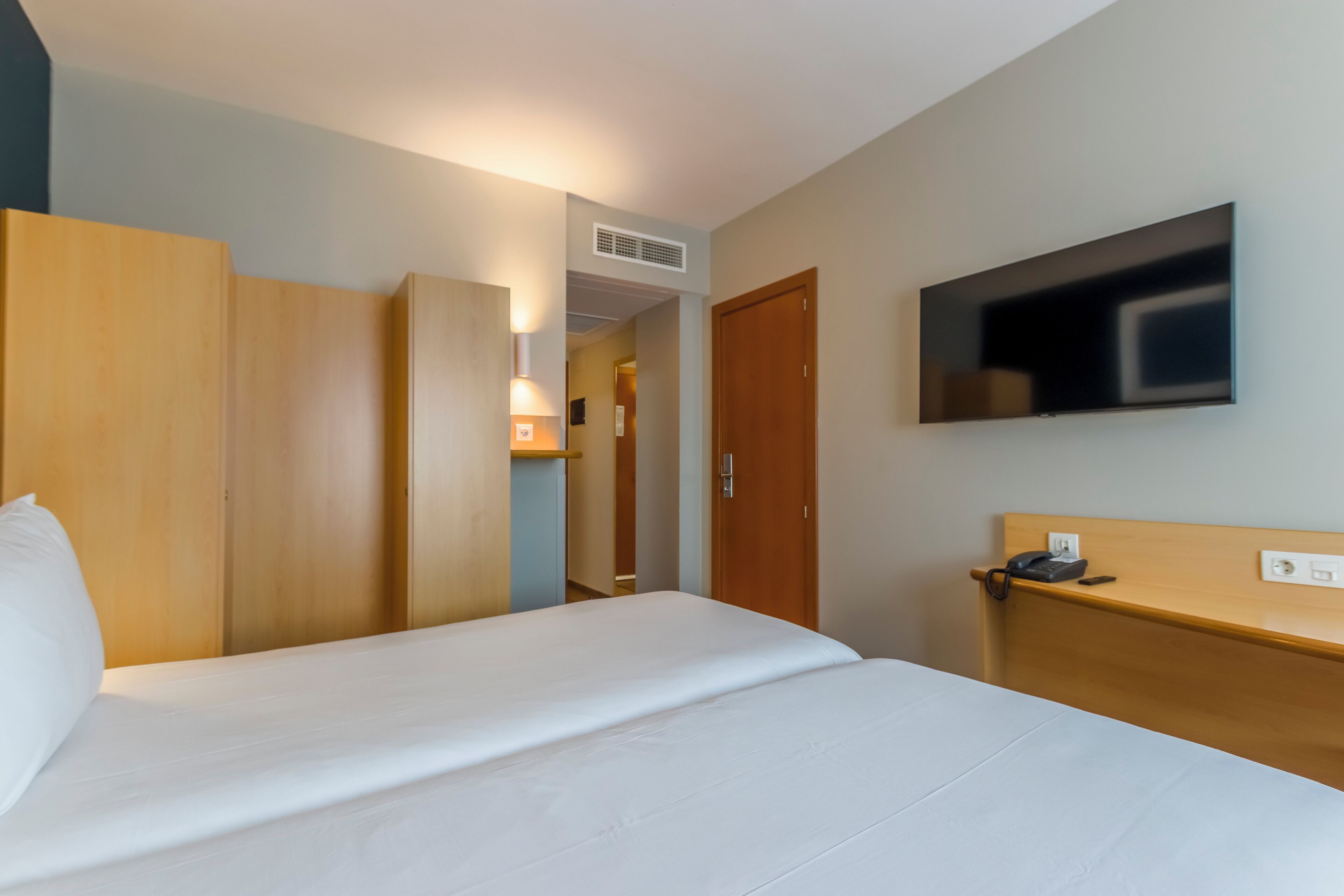 Travelodge Madrid Alcala de Henares