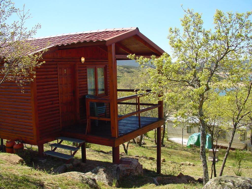 Camping De Cervera De Buitrago