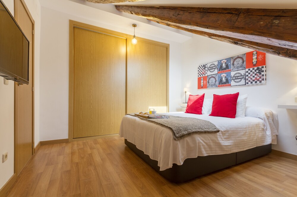 7rooms7 Plaza Mayor Apartments
