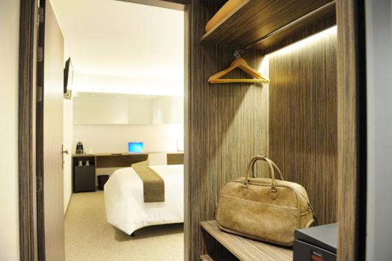 Air Rooms Madrid Airport By Premium Traveller