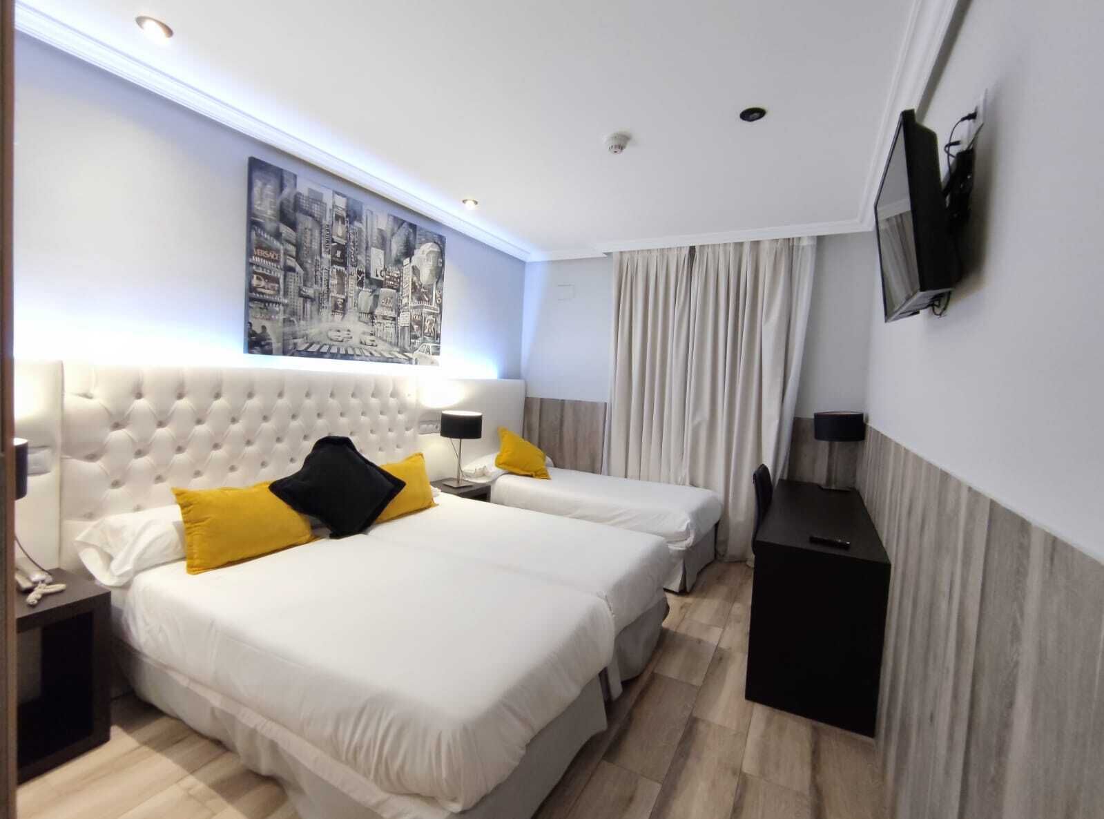 Hotel Suites Feria