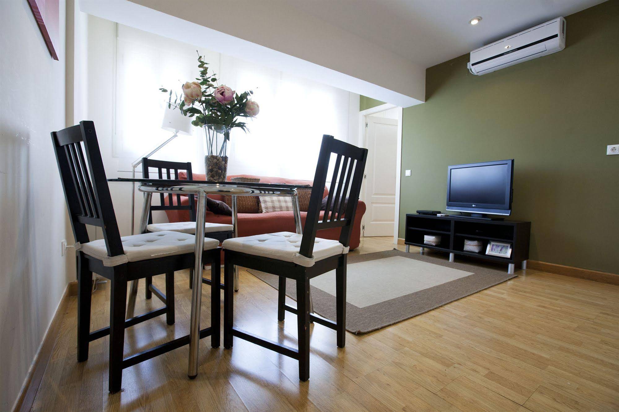 Apartamentos APR Alcalá