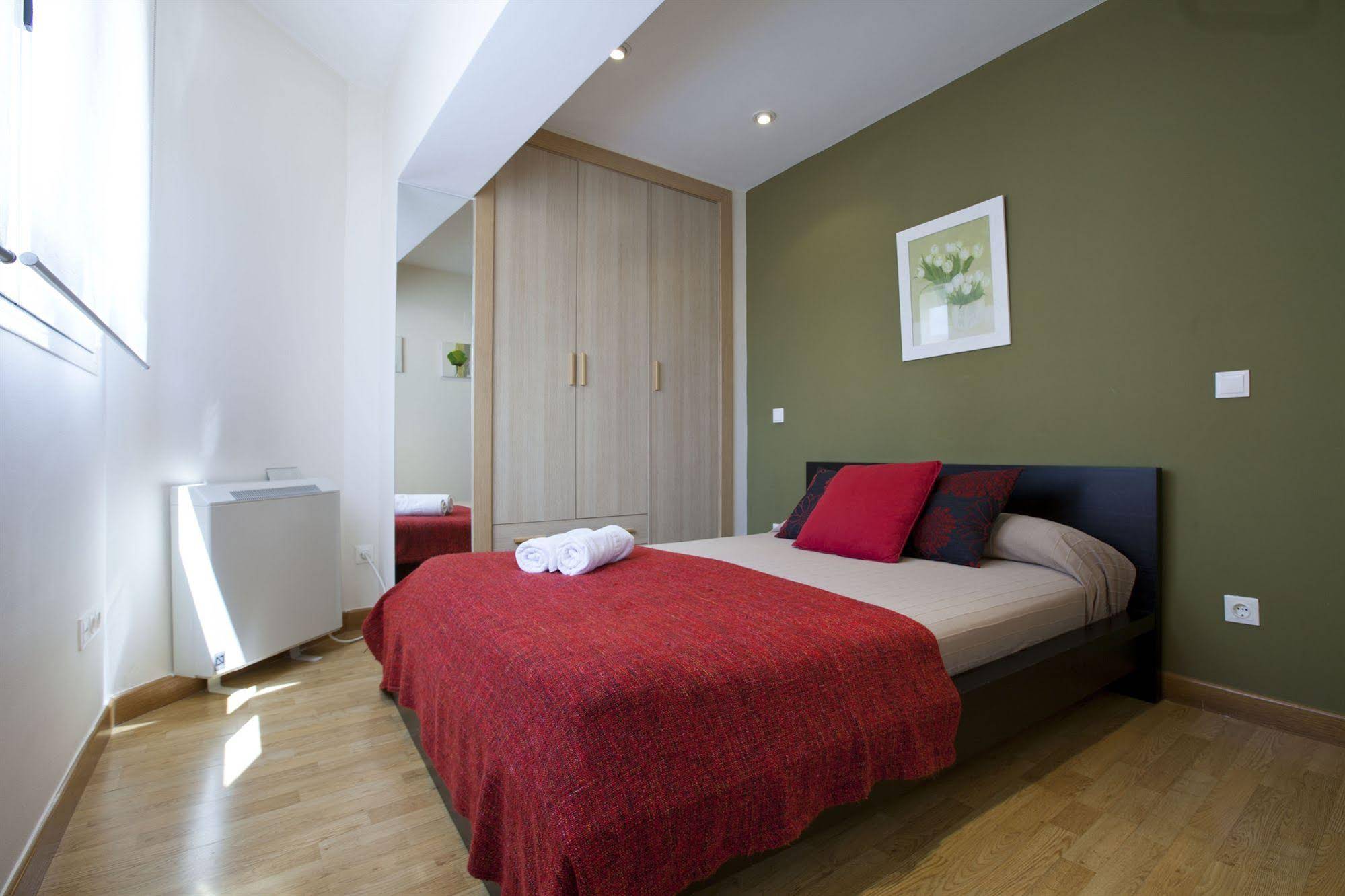 Apartamentos APR Alcalá