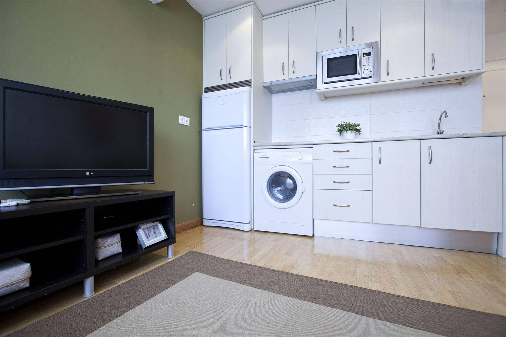 Apartamentos APR Alcalá