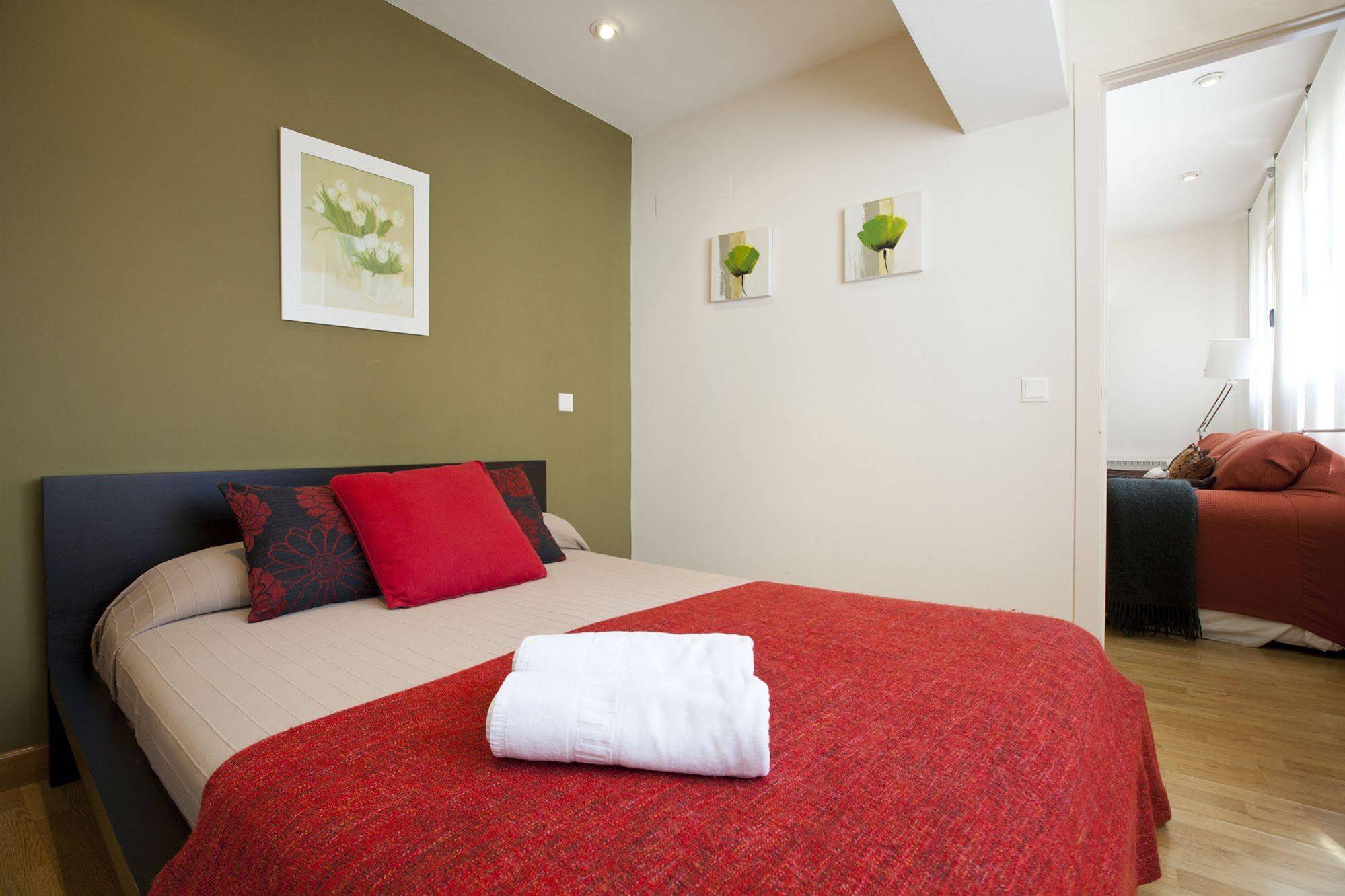 Apartamentos APR Alcalá