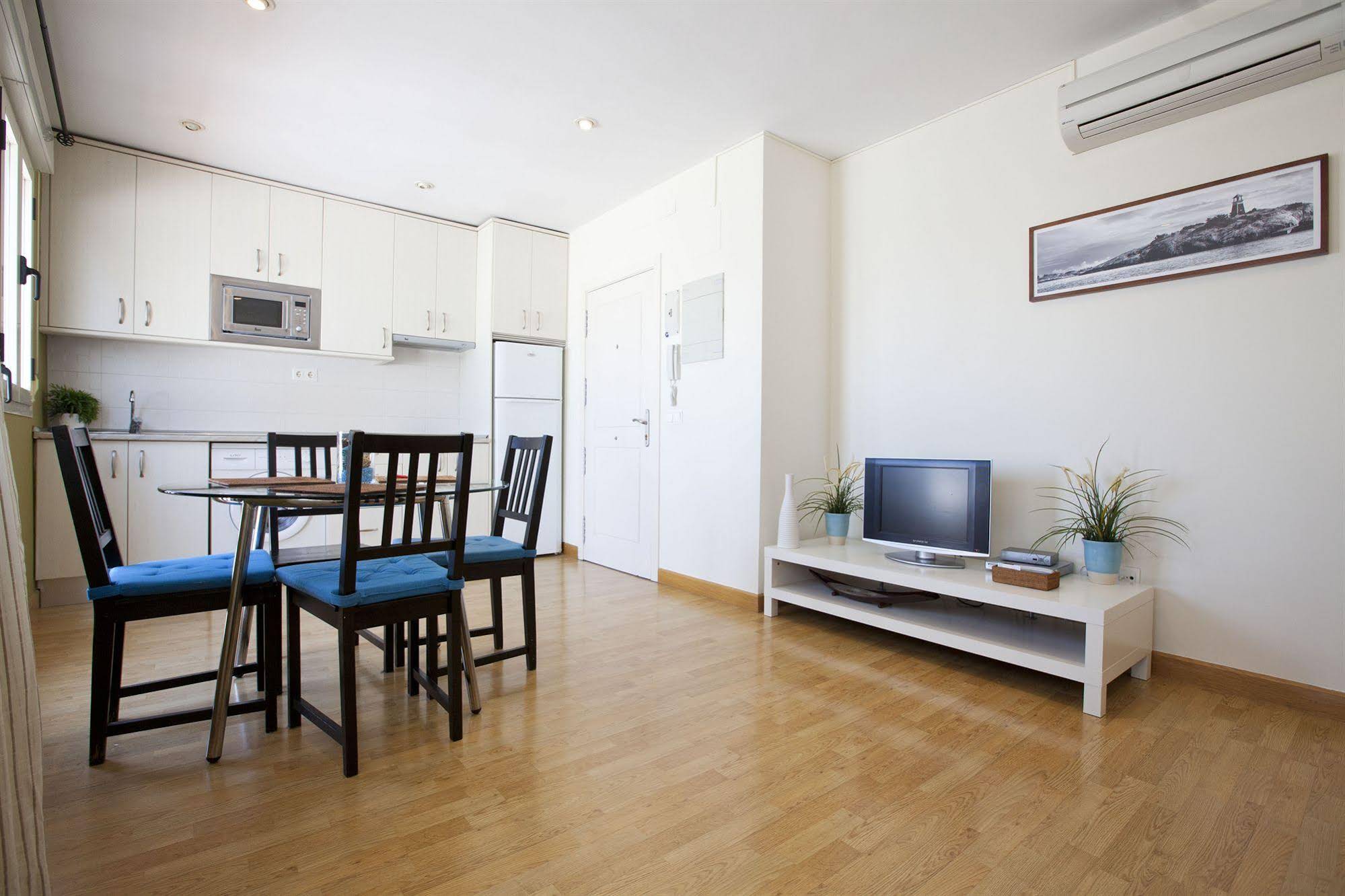 Apartamentos APR Alcalá