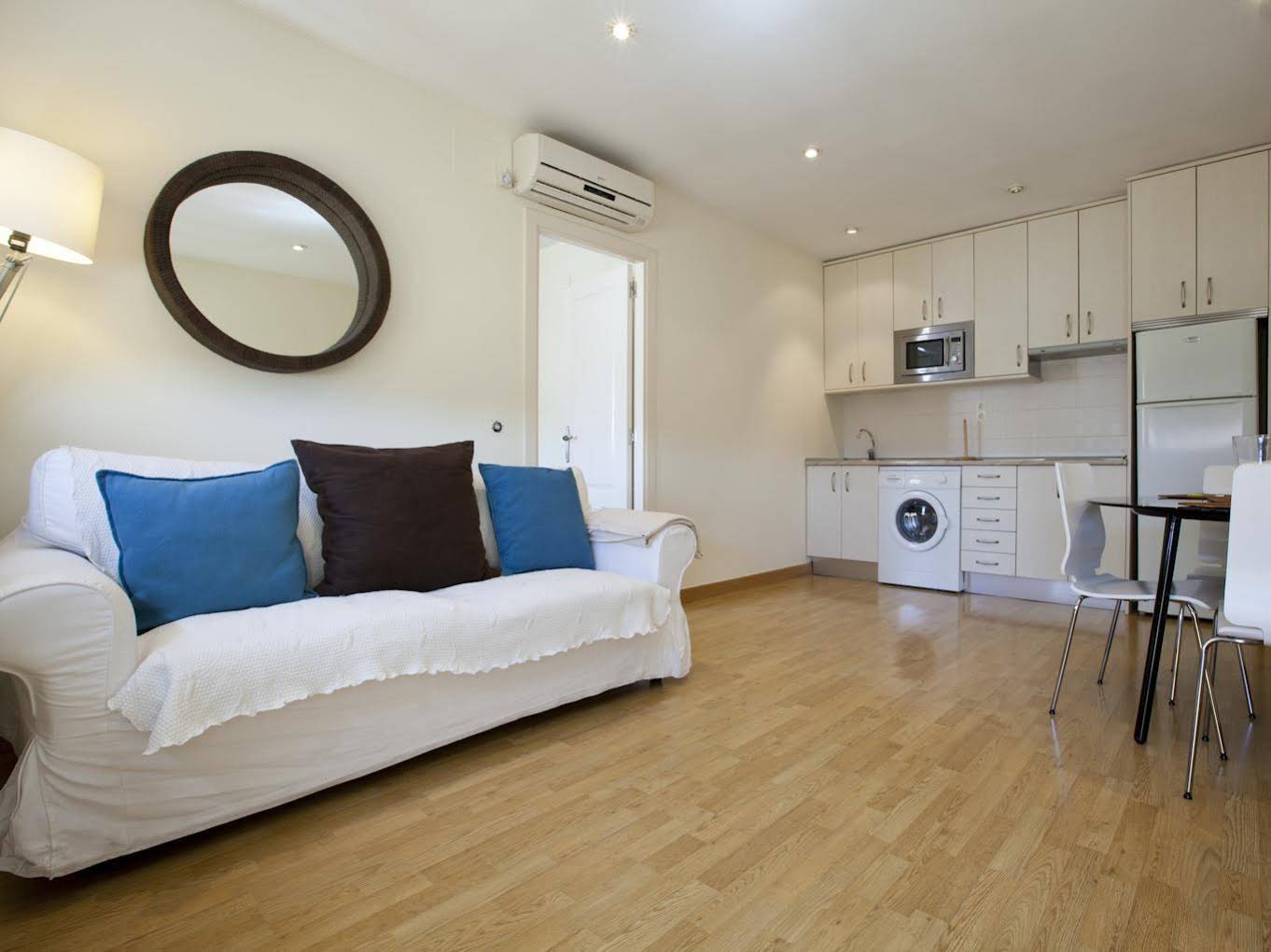 Apartamentos APR Alcalá