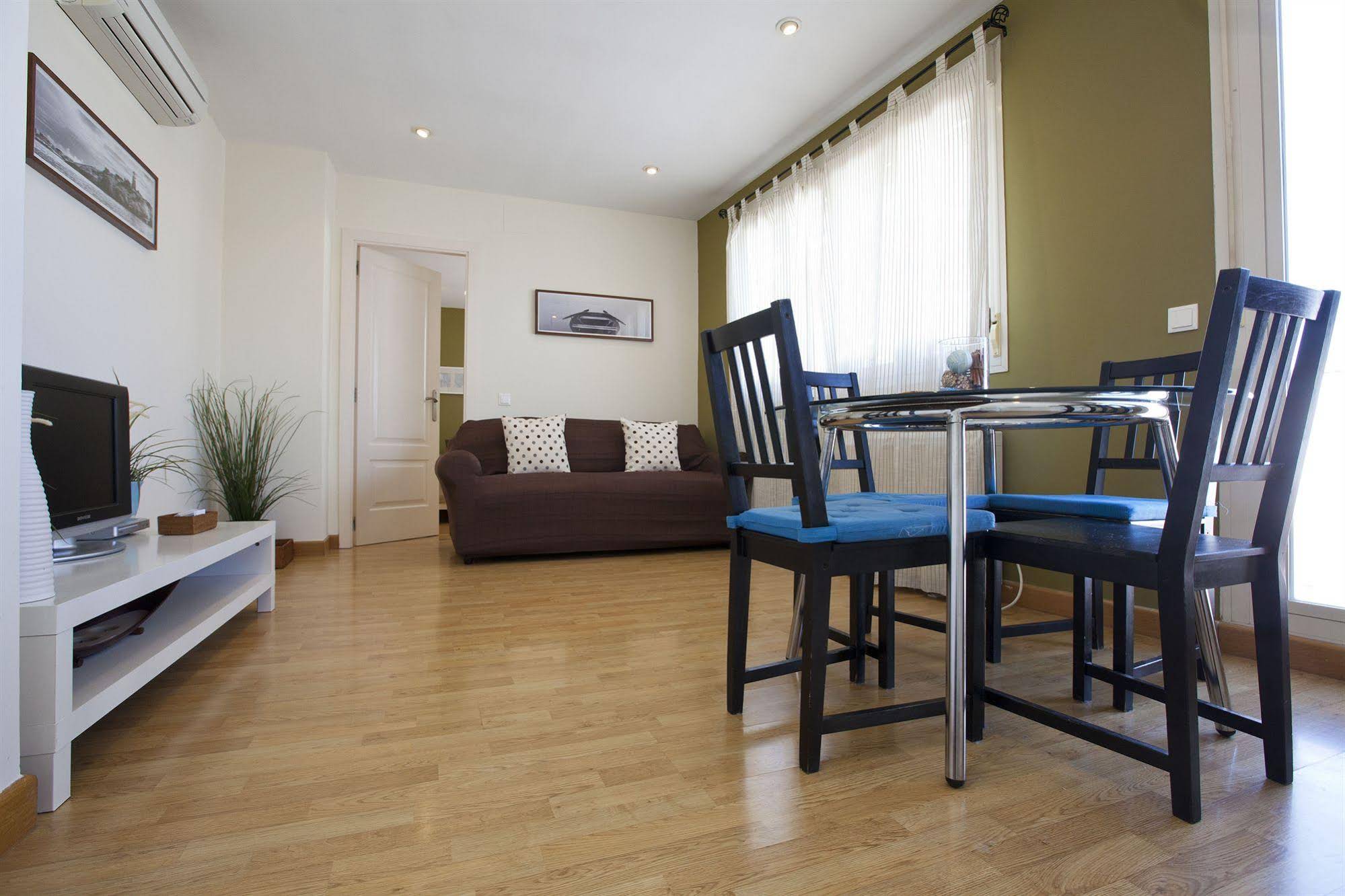 Apartamentos APR Alcalá