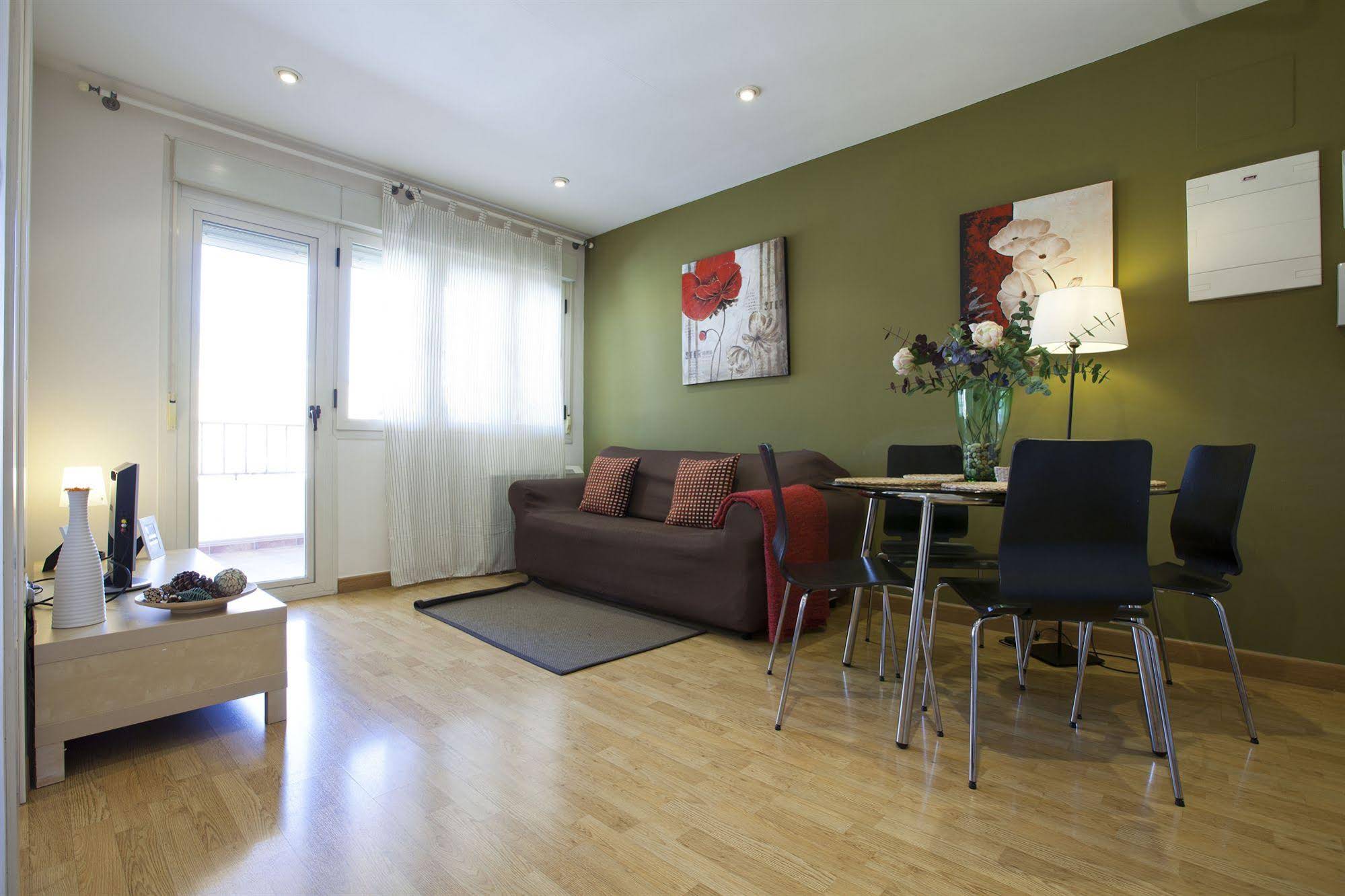 Apartamentos APR Alcalá