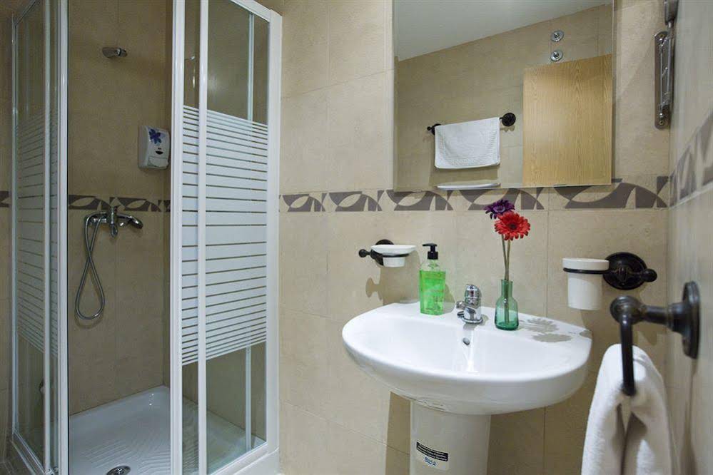 Apartamentos APR Numancia
