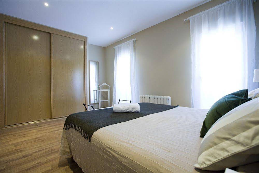 Apartamentos APR Numancia