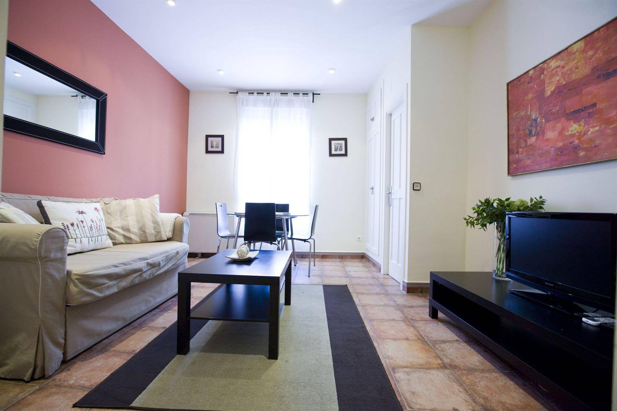 Apartamentos Tirso de Molina