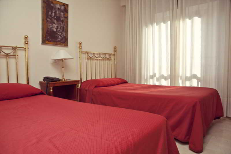 Apartamentos Turísticos Olano