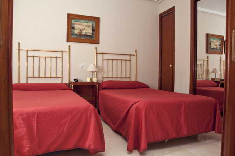 Apartamentos Turísticos Olano