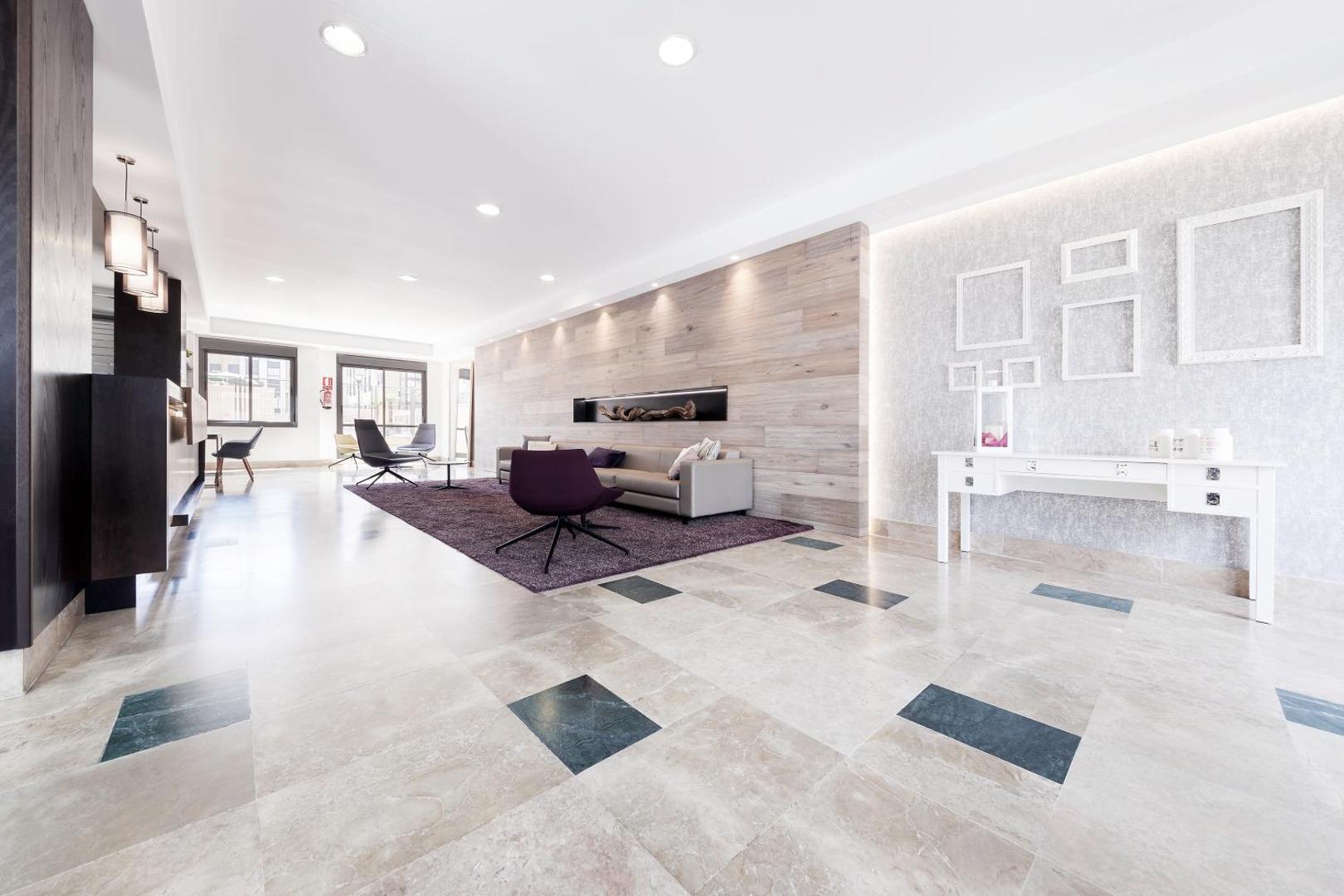 Aparthotel Compostela Suites
