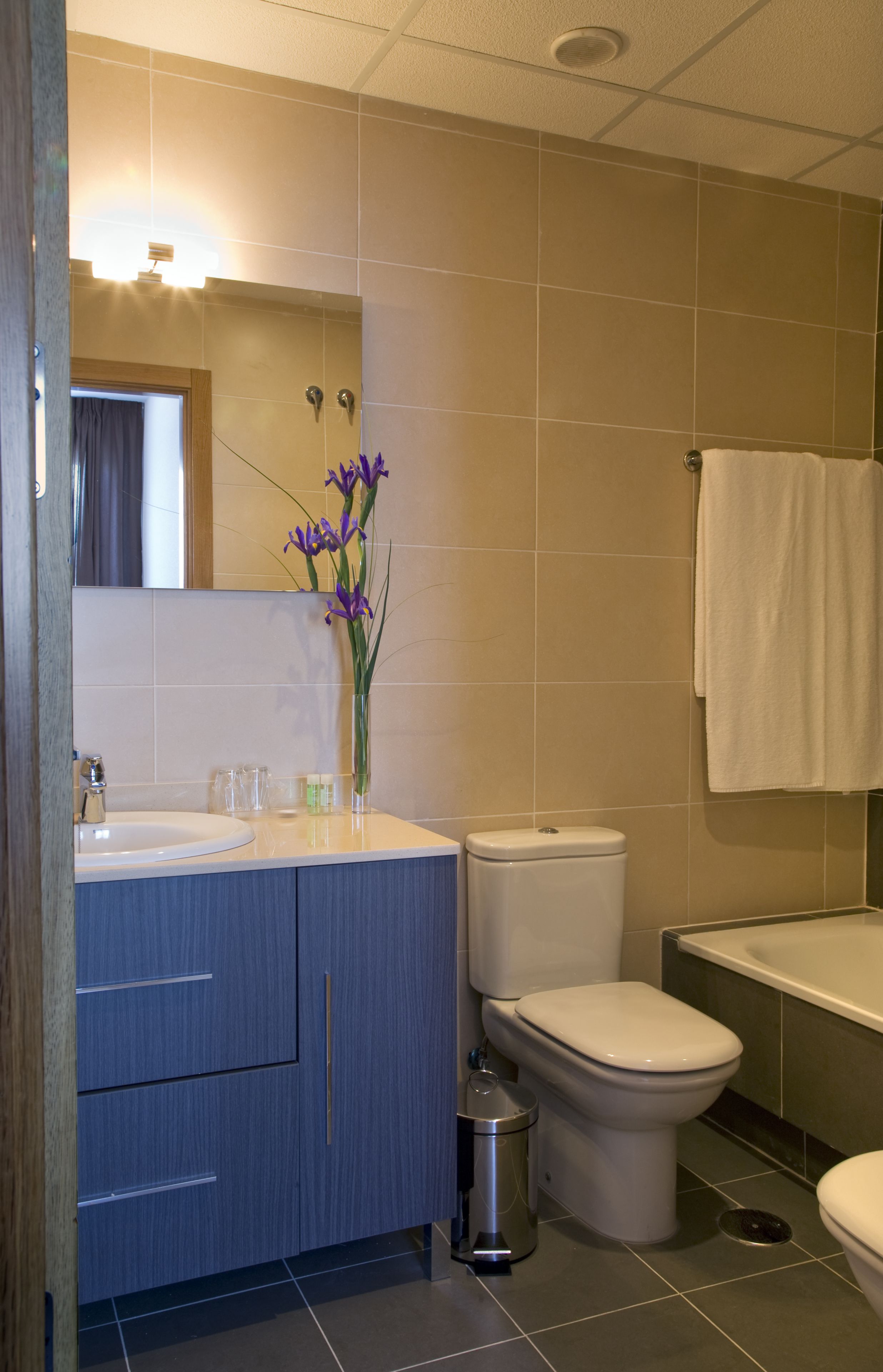 Aparthotel Compostela Suites