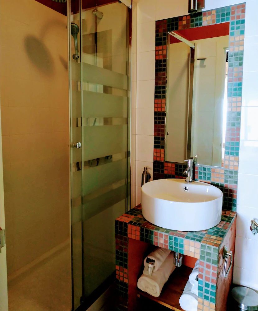 Artistic B&B