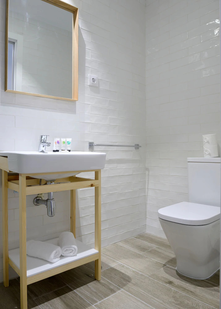 nQn Aparts & Suites Madrid