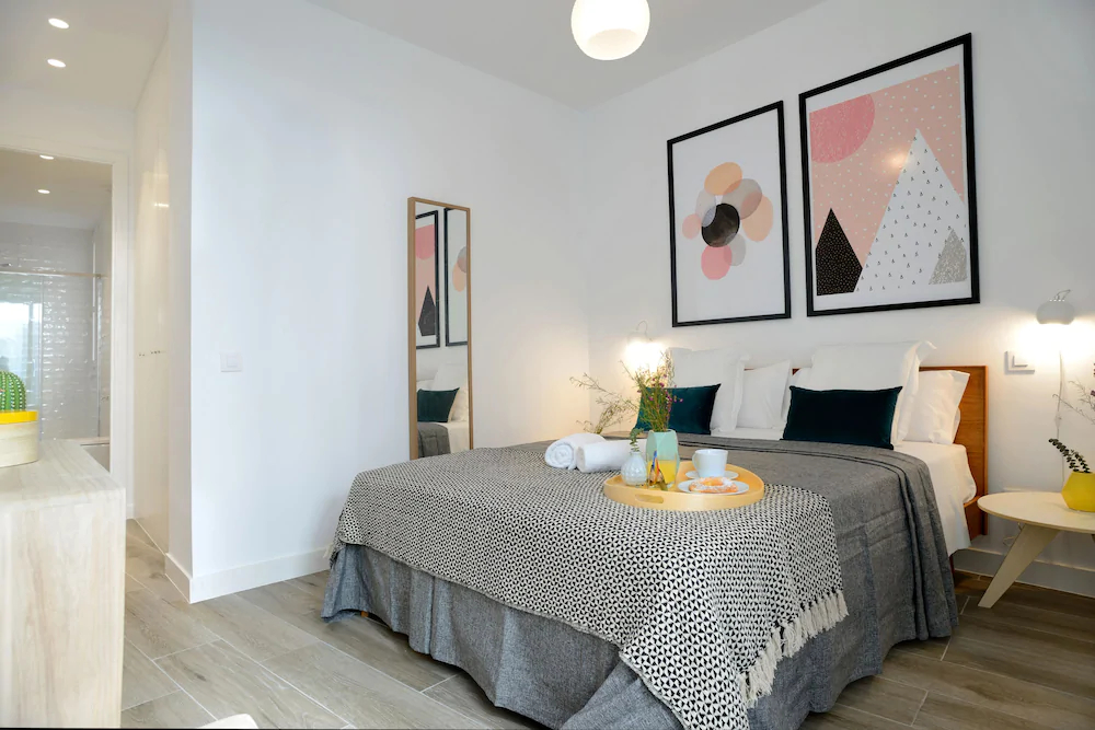 nQn Aparts & Suites Madrid