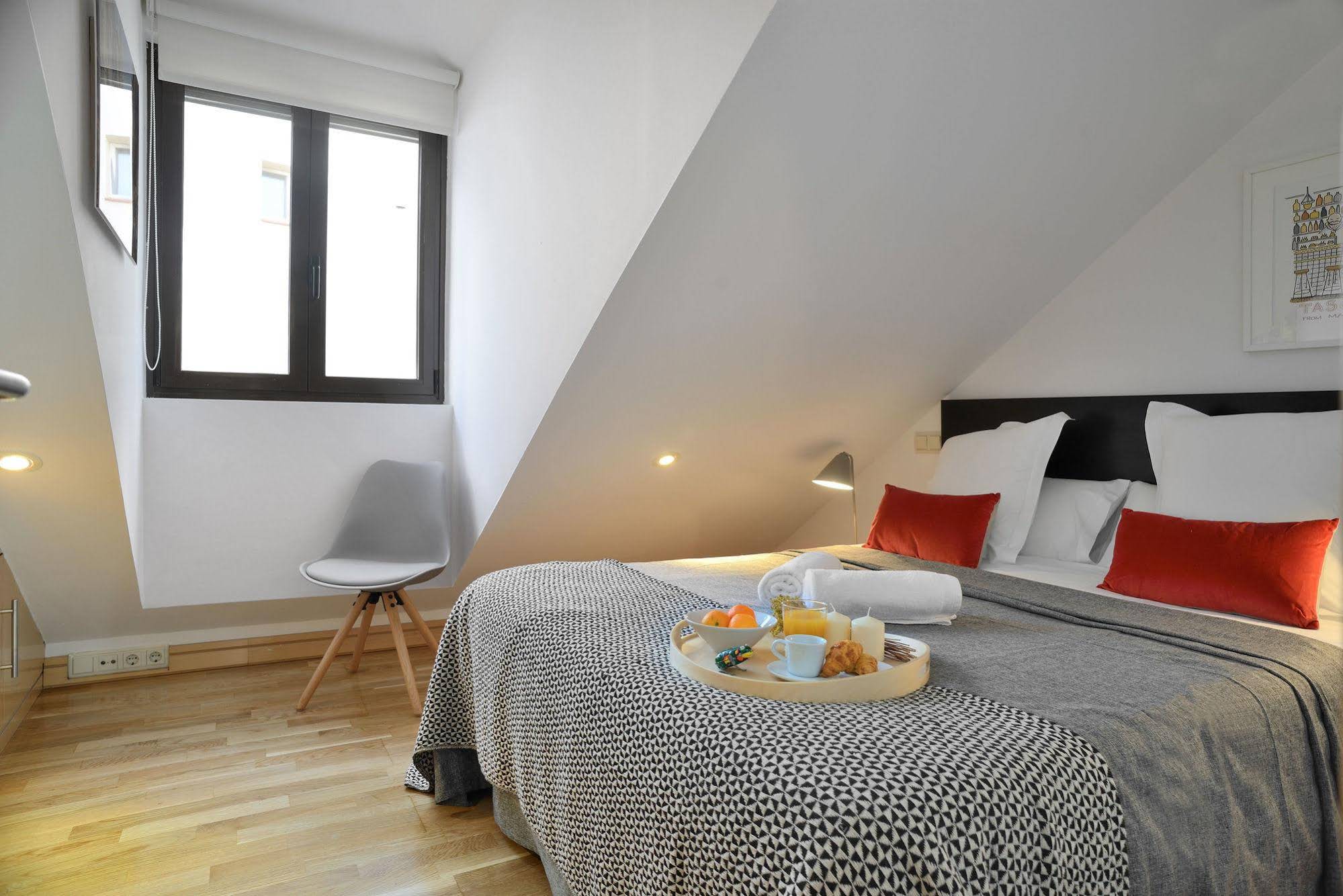 Aspasios San Mateo Boutique Apartments
