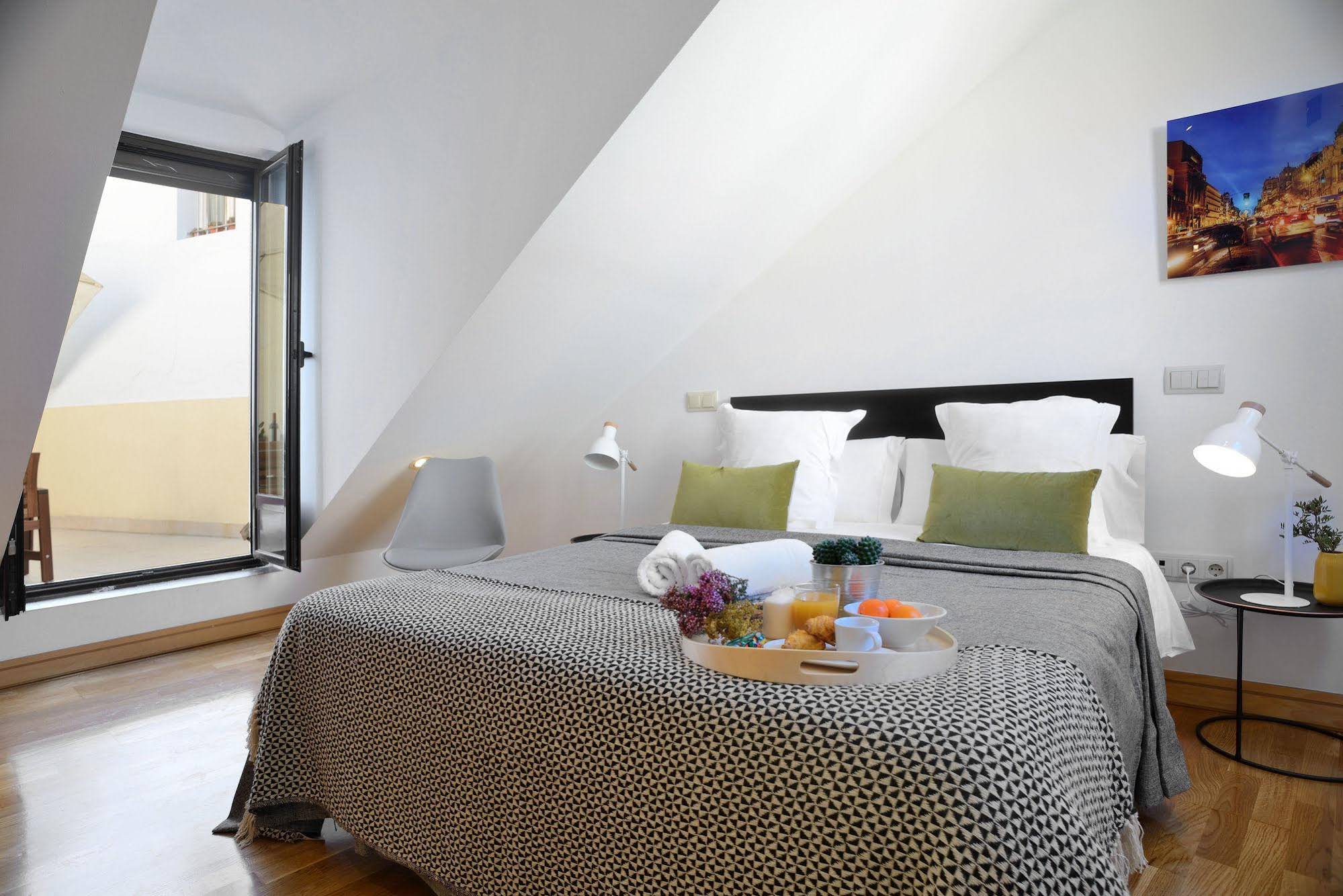 Aspasios San Mateo Boutique Apartments