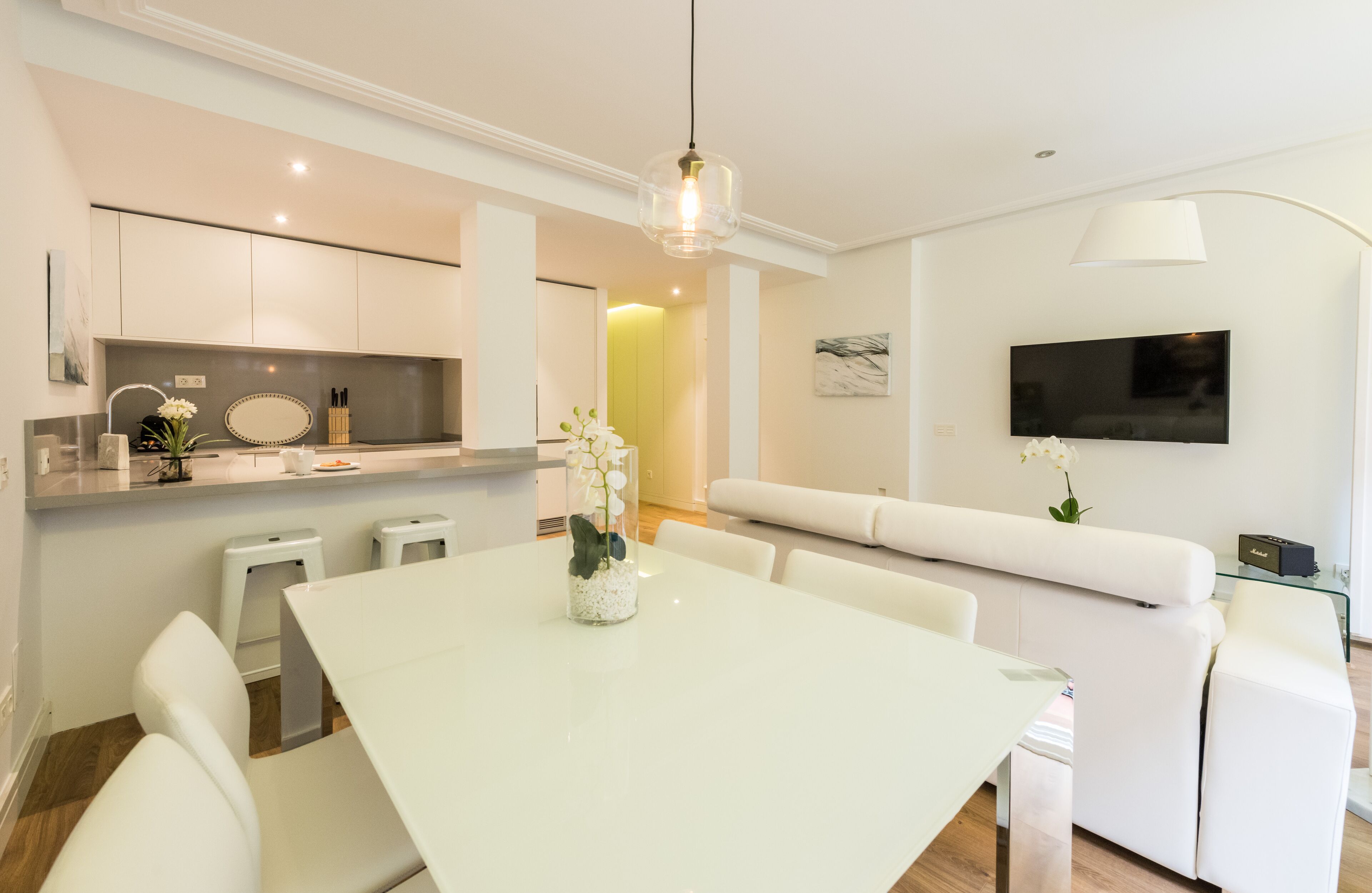 Atocha Corner - Barrio de las Letras