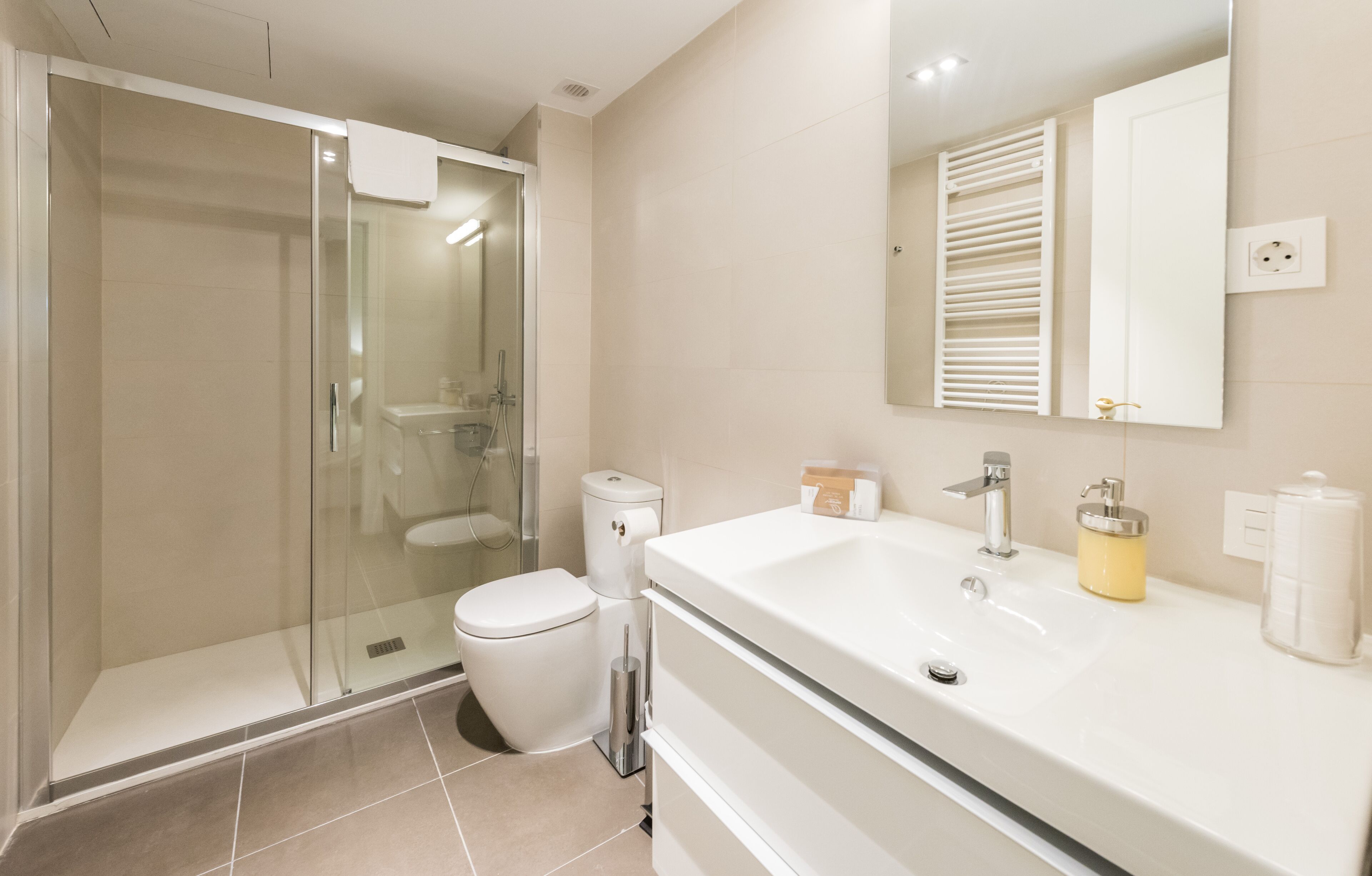 Atocha Corner - Barrio de las Letras