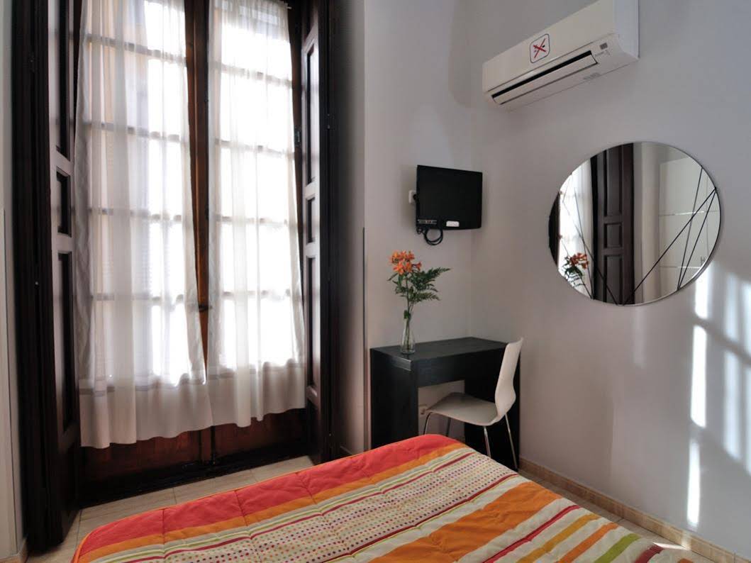 Hostal Castilla II Puerta del Sol