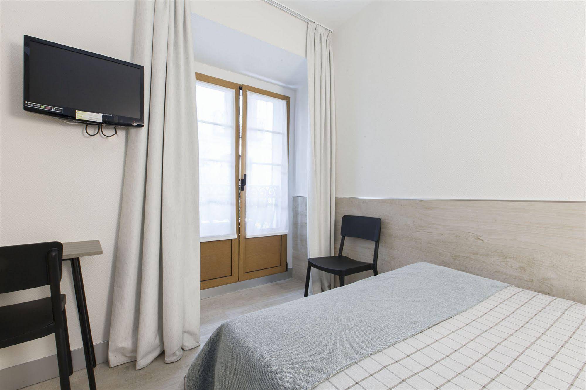 Hostal Castilla II Puerta del Sol