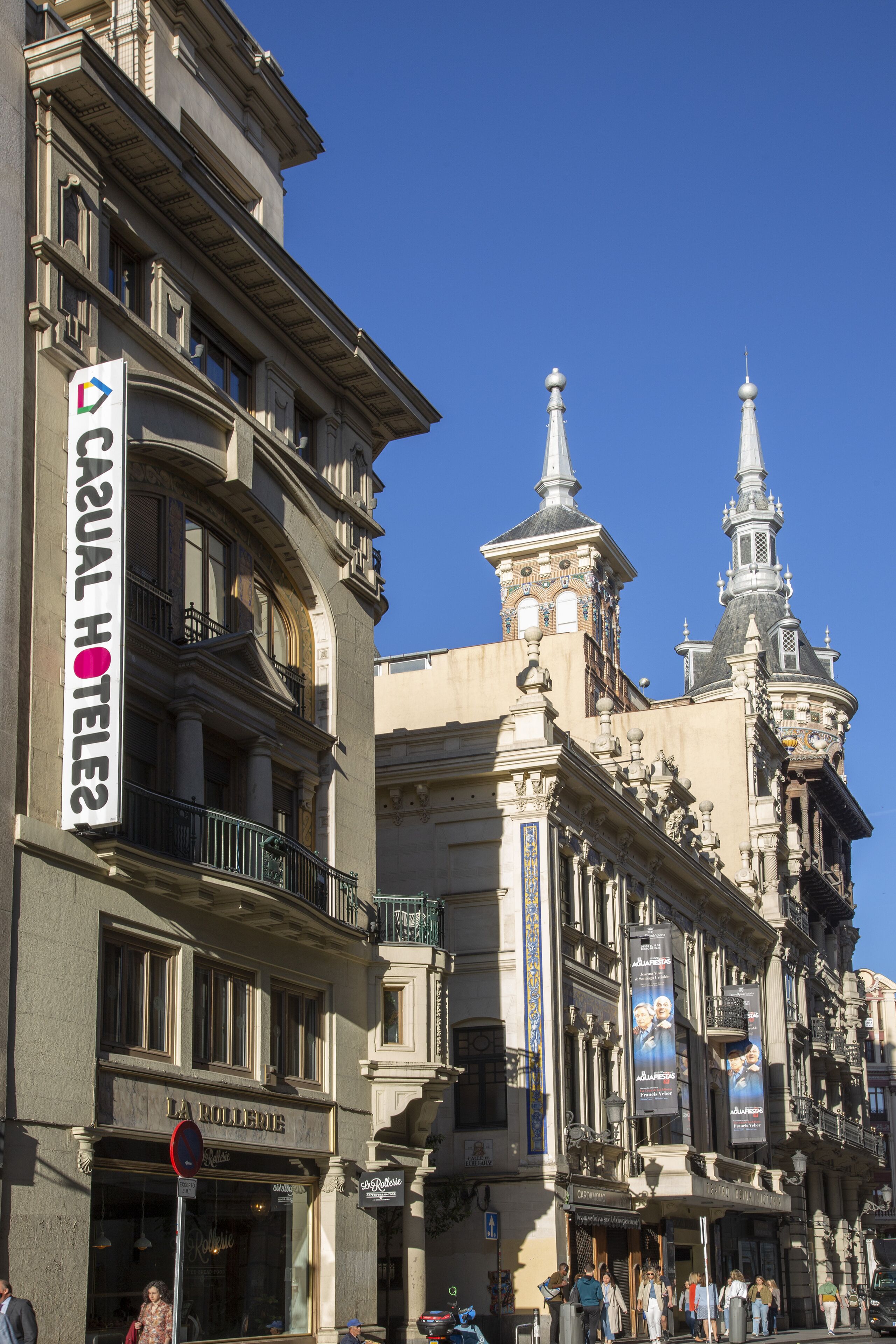 Casual Madrid del Teatro
