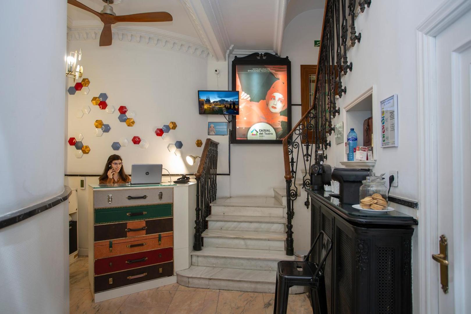 Casual Madrid del Teatro