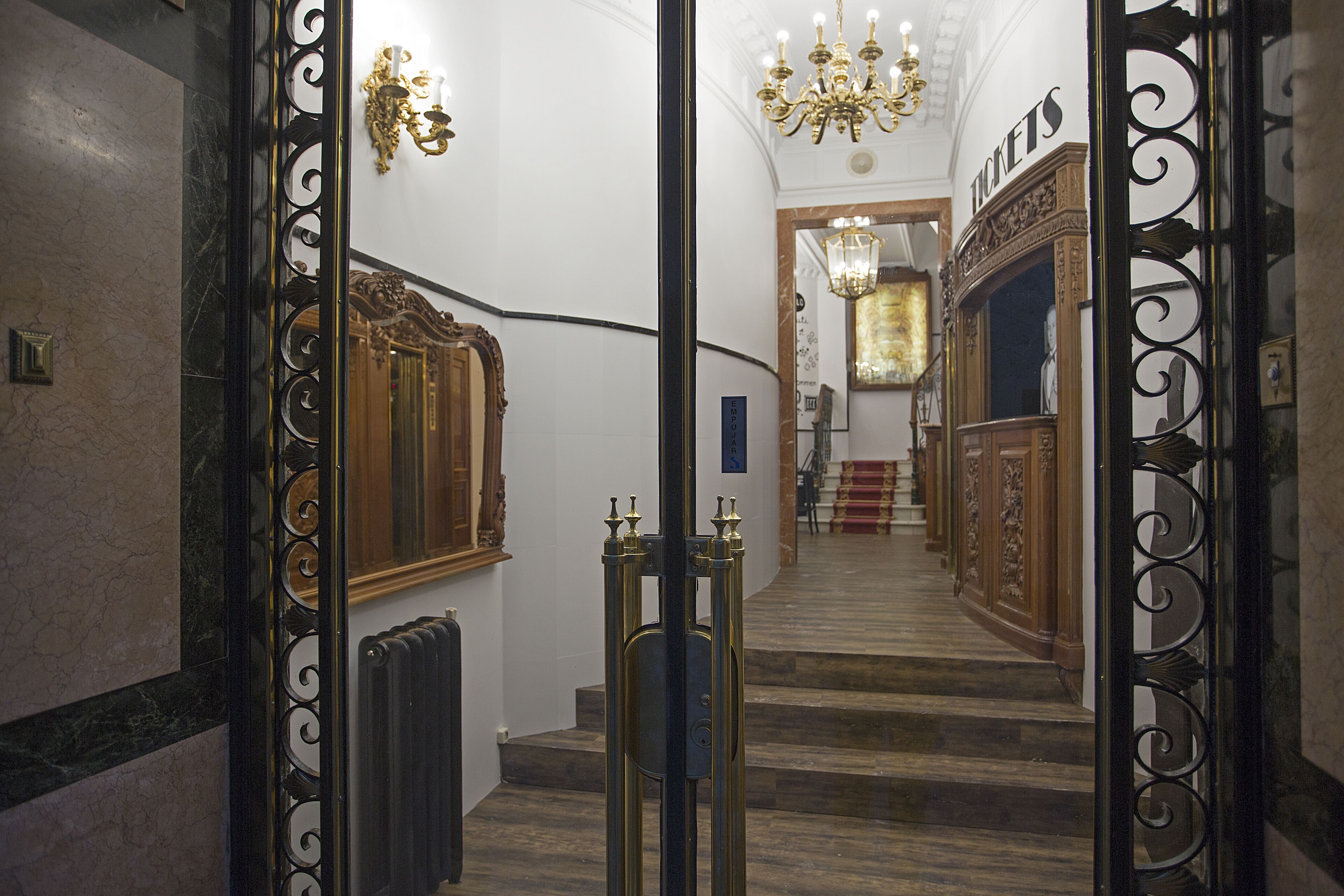 Casual Madrid del Teatro