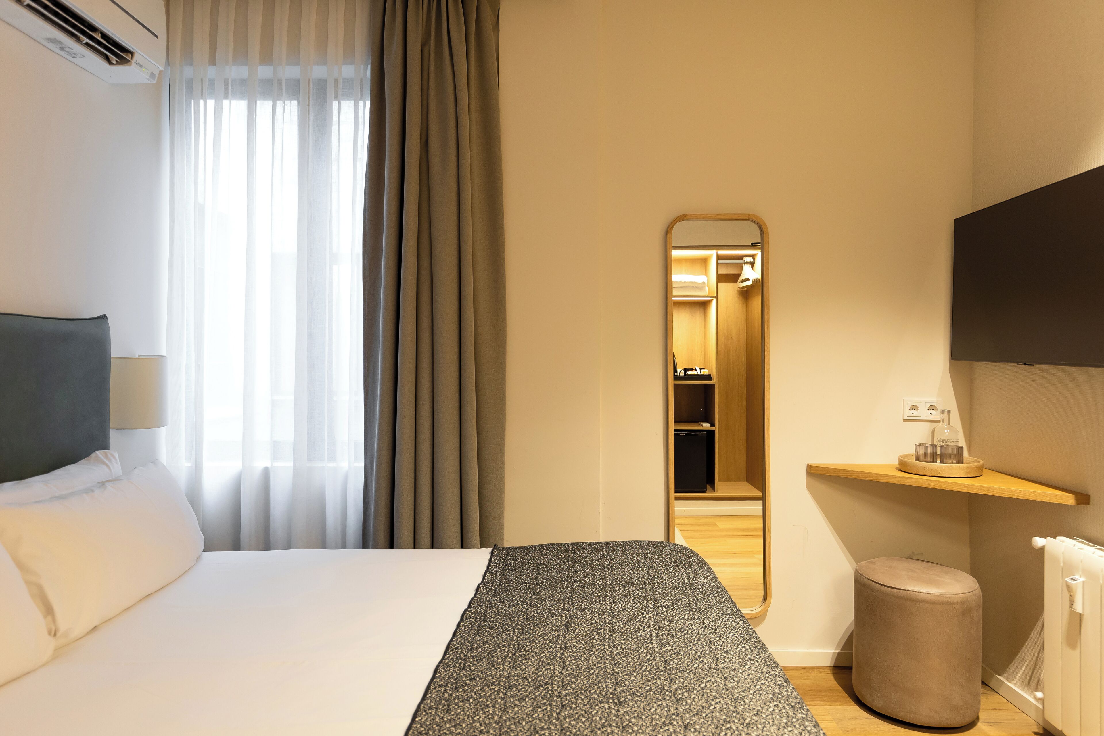 Colectia Stays Gran Vía