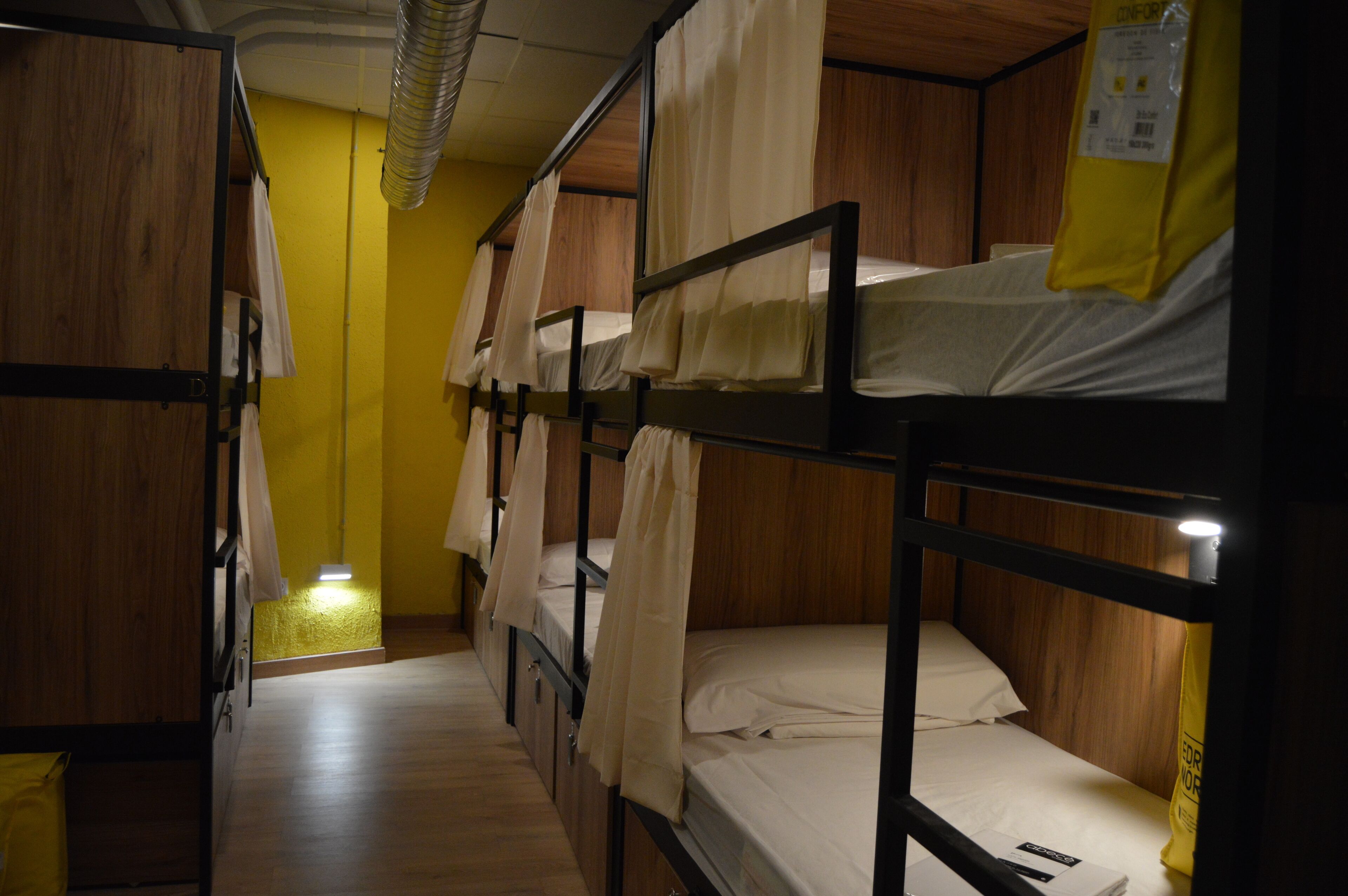 Debod Hostel