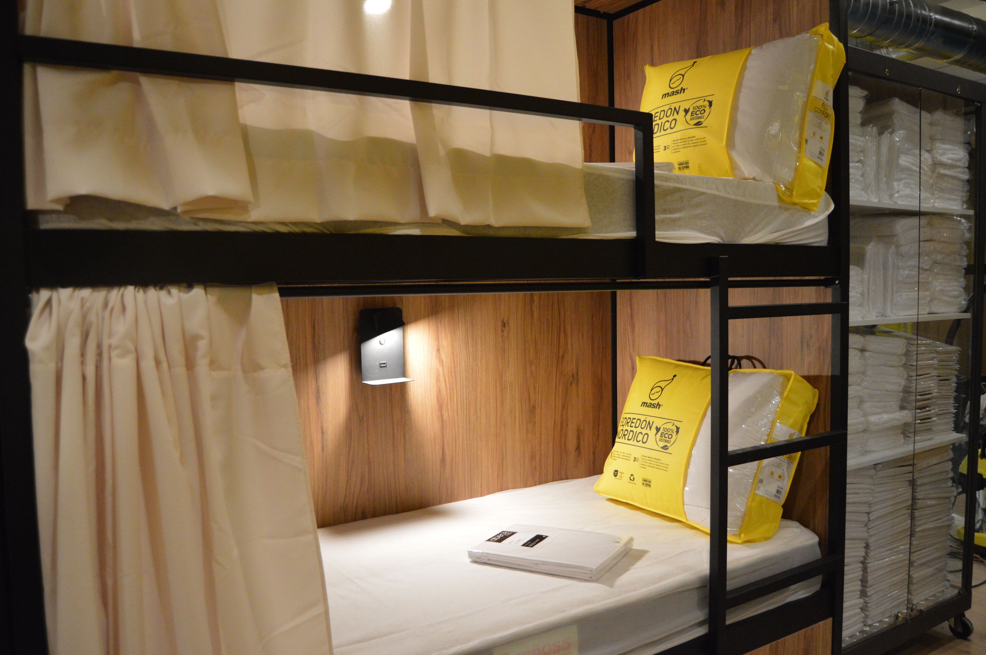 Debod Hostel