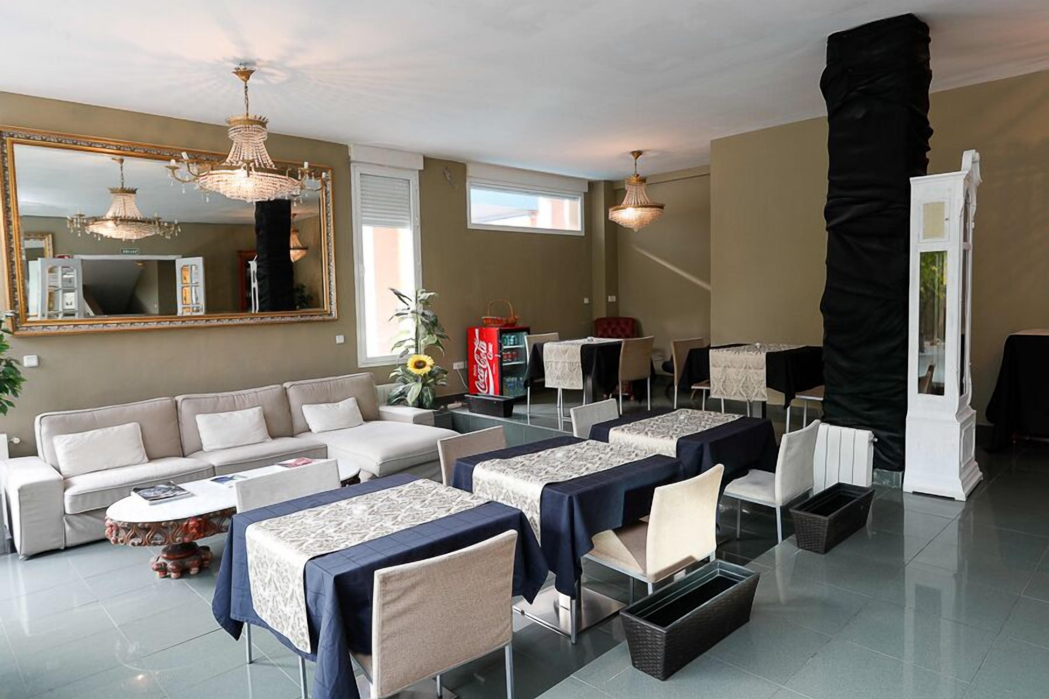Escala Suites