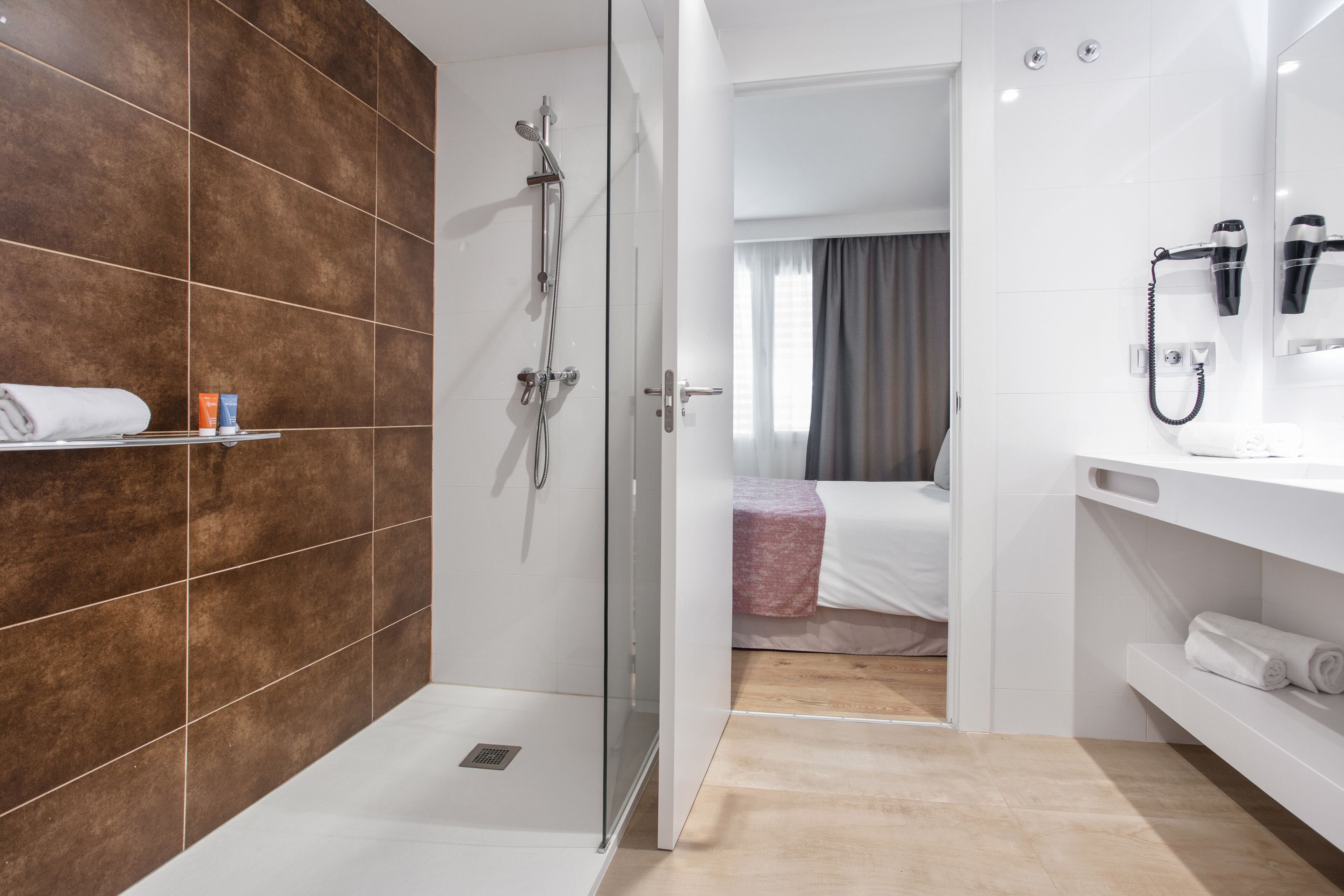 Eurobuilding 2 by Pierre & Vacances
