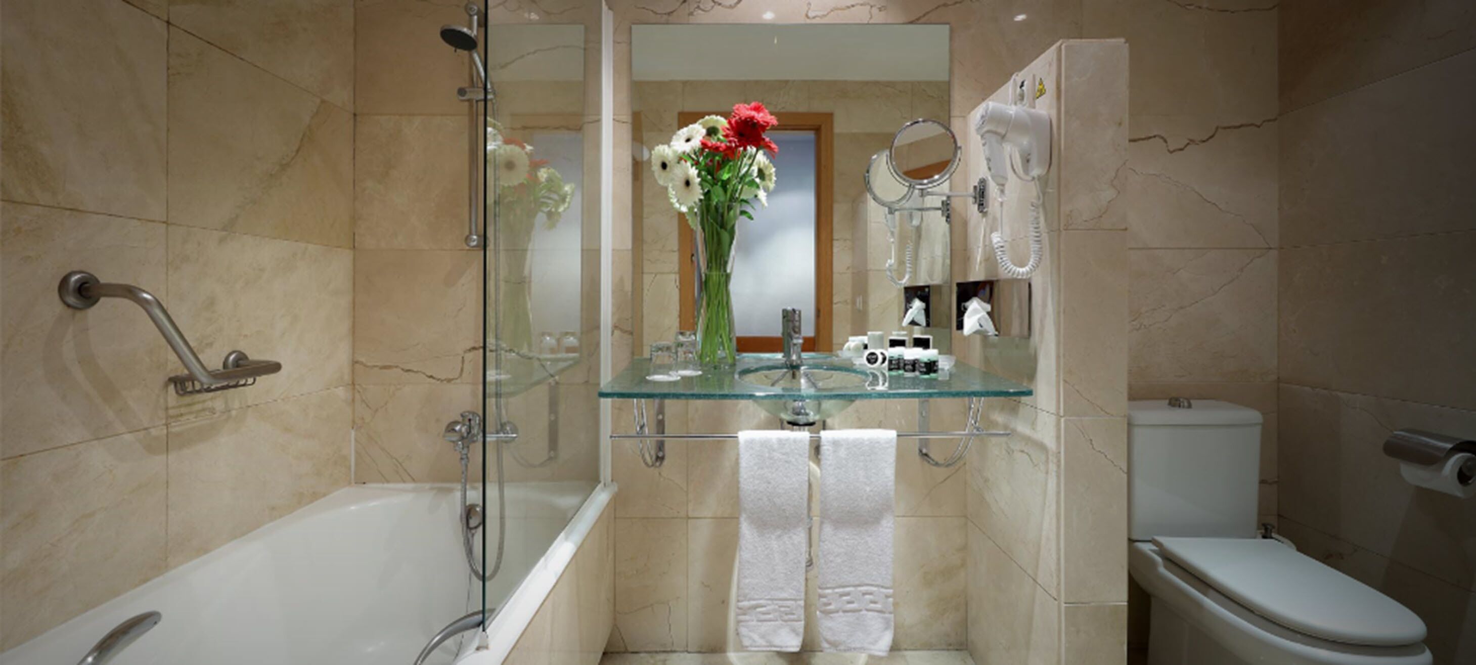 Exe Gran Hotel Almenar