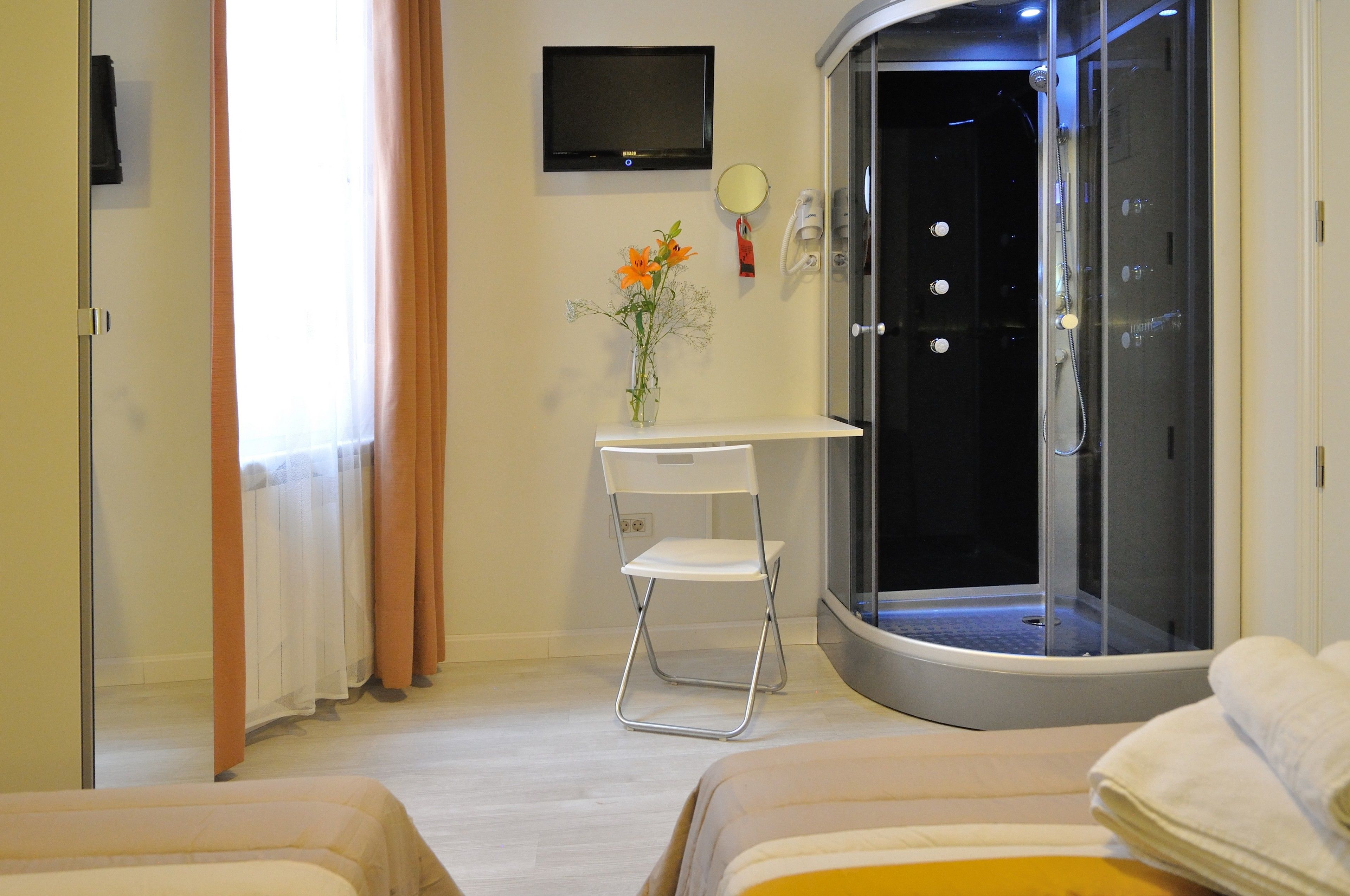 Far Home Hostels Plaza Mayor