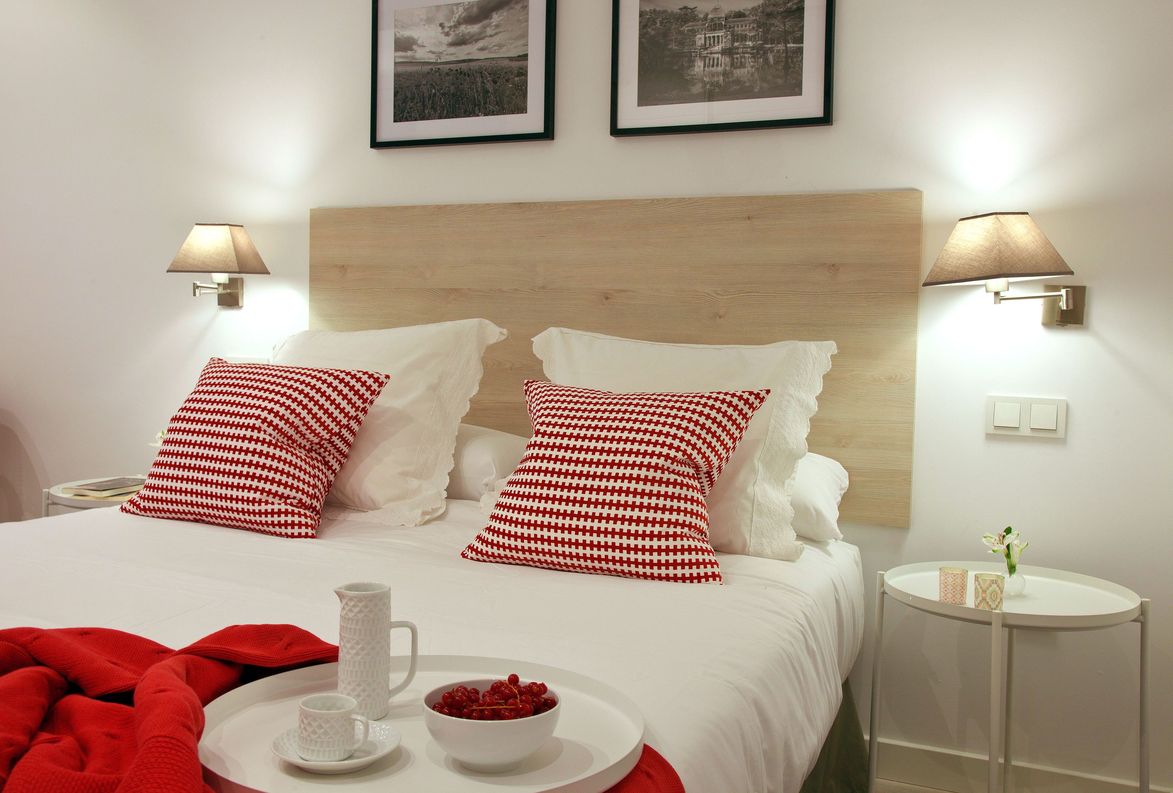 Feelathome Madrid Suites Apartments